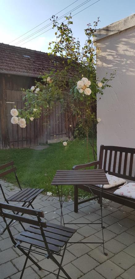 Kleines Haeuschen Im Gruenen Villa Monheim  Luaran gambar